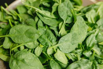 Insalata di spinaci