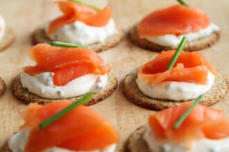 Tartine con salmone