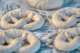 Brezel fatti in casa