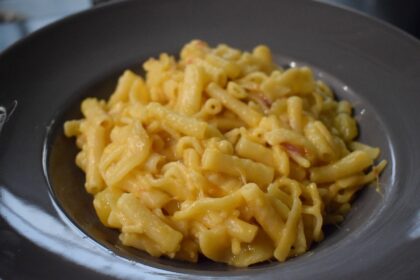 Pasta e patate con provola