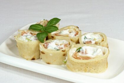 Rotoli salmone e formaggio cremoso