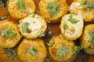 Polpette con formaggio filante